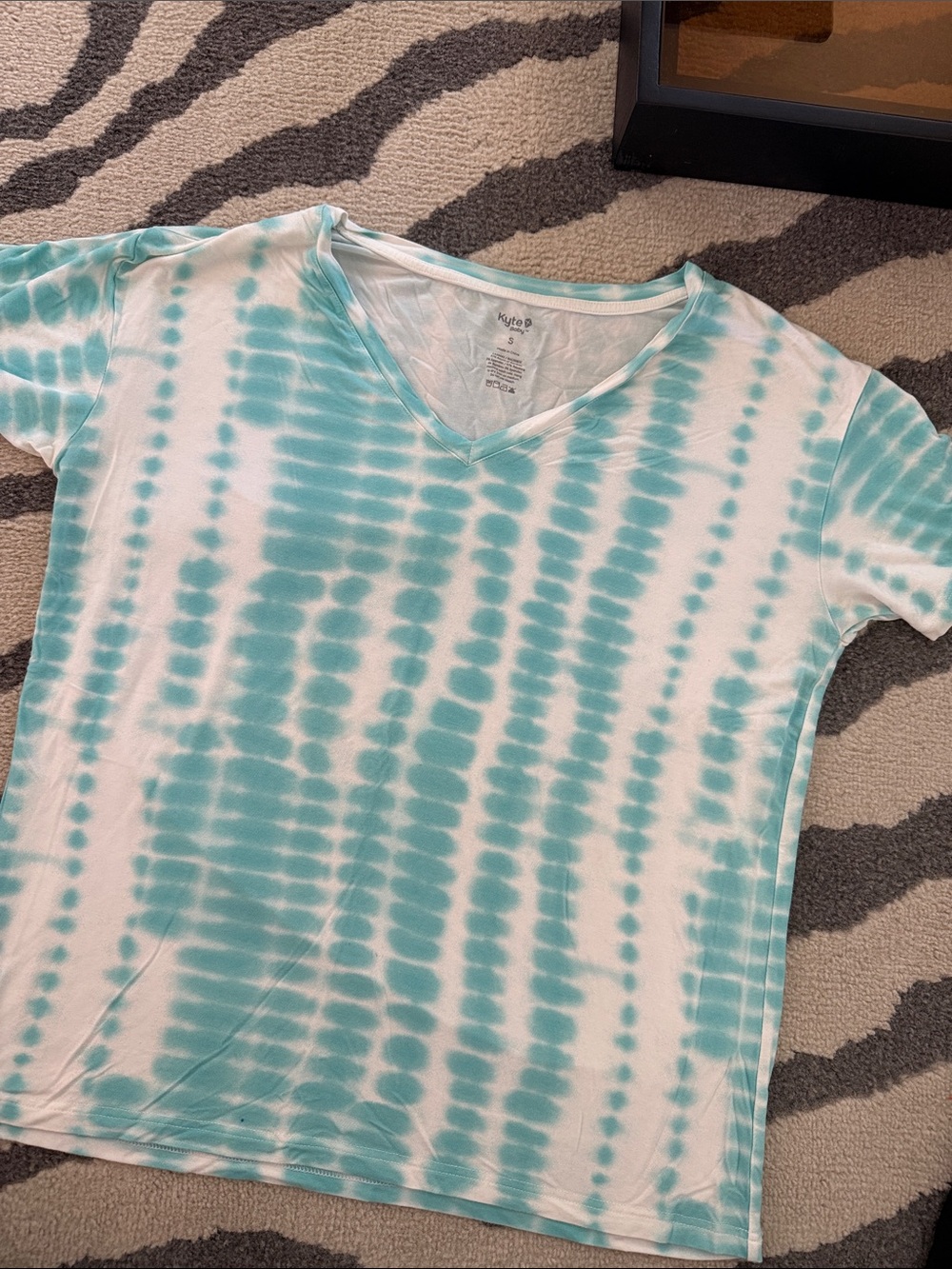 Kyte BABY Mint Tie-Dye V-Neck Short Sleeve Tee